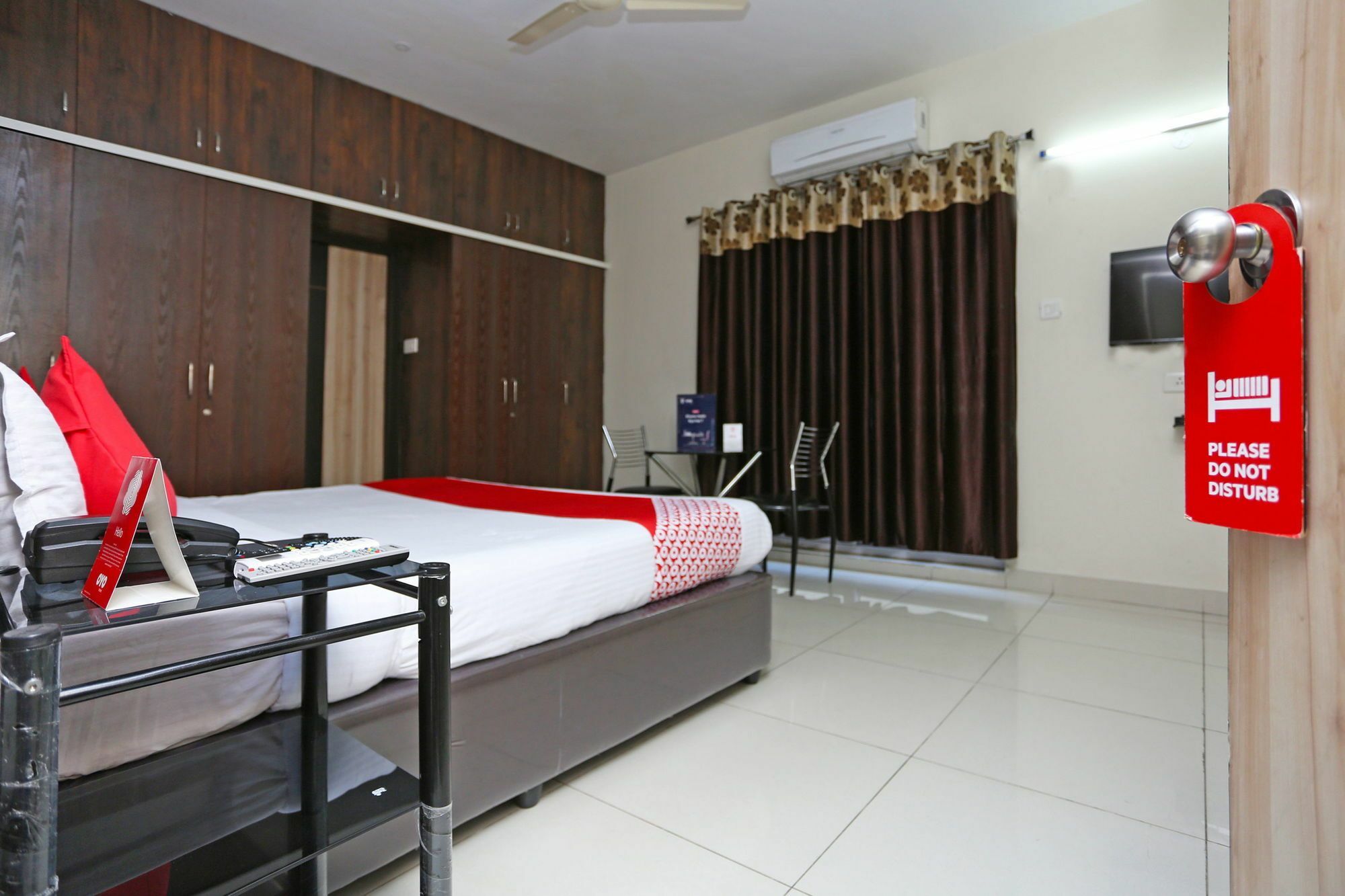 Oyo 8587 Dwell Hyderabad