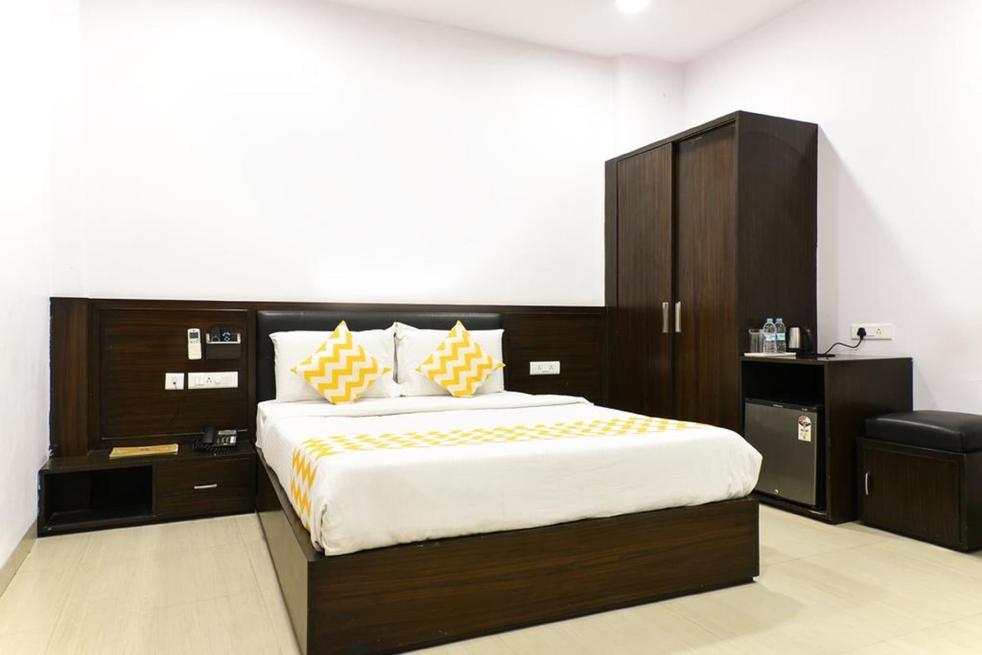 Bed & Breakfast Hill View Begumpet Hyderabad