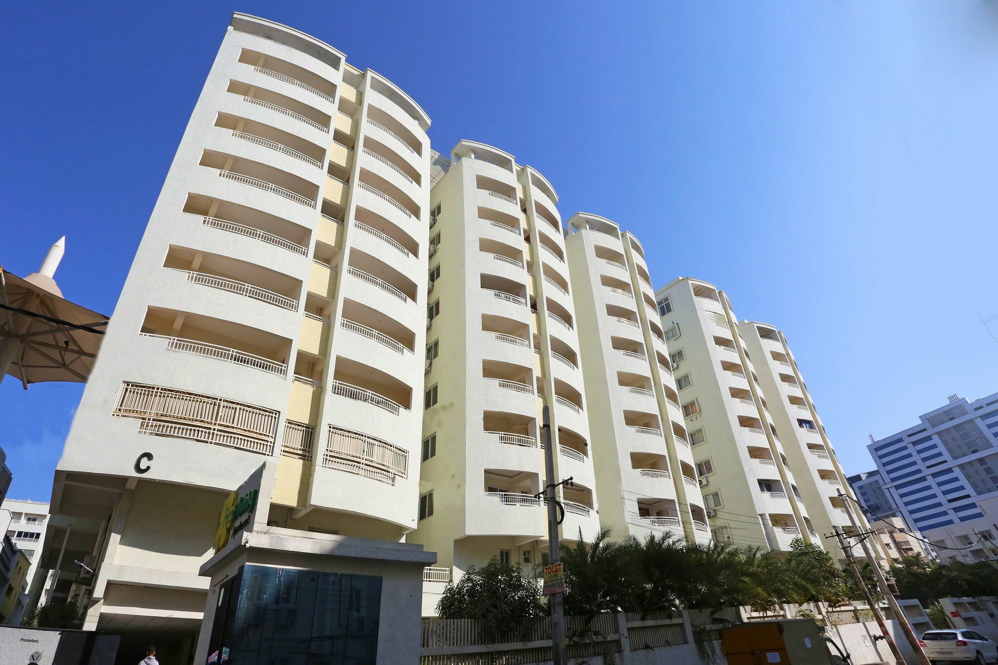 Oyo 8587 Dwell
