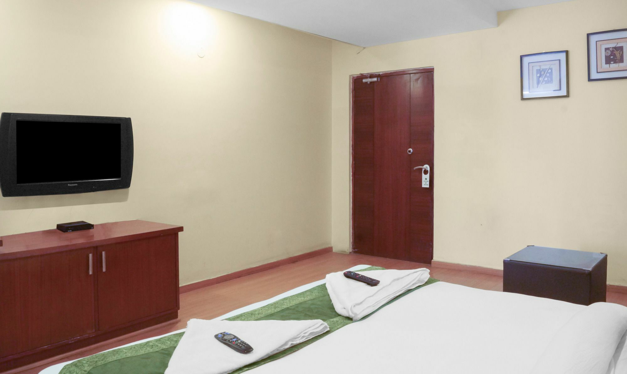 Treebo Rainbow Park Hotel 3*