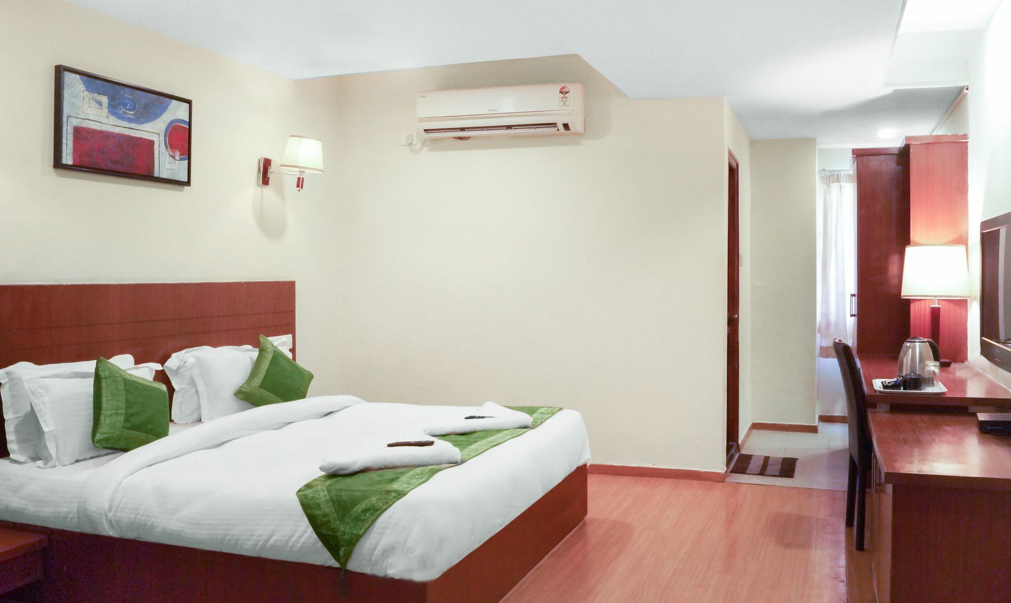 Treebo Rainbow Park 3* Hyderabad