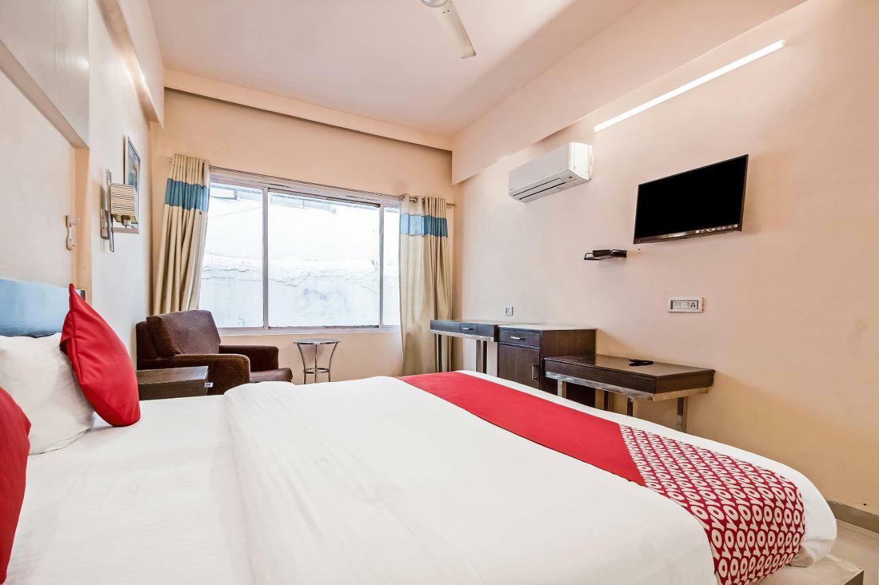 Oyo 22412 Flagship Sai Prakash Hotel Hyderabad