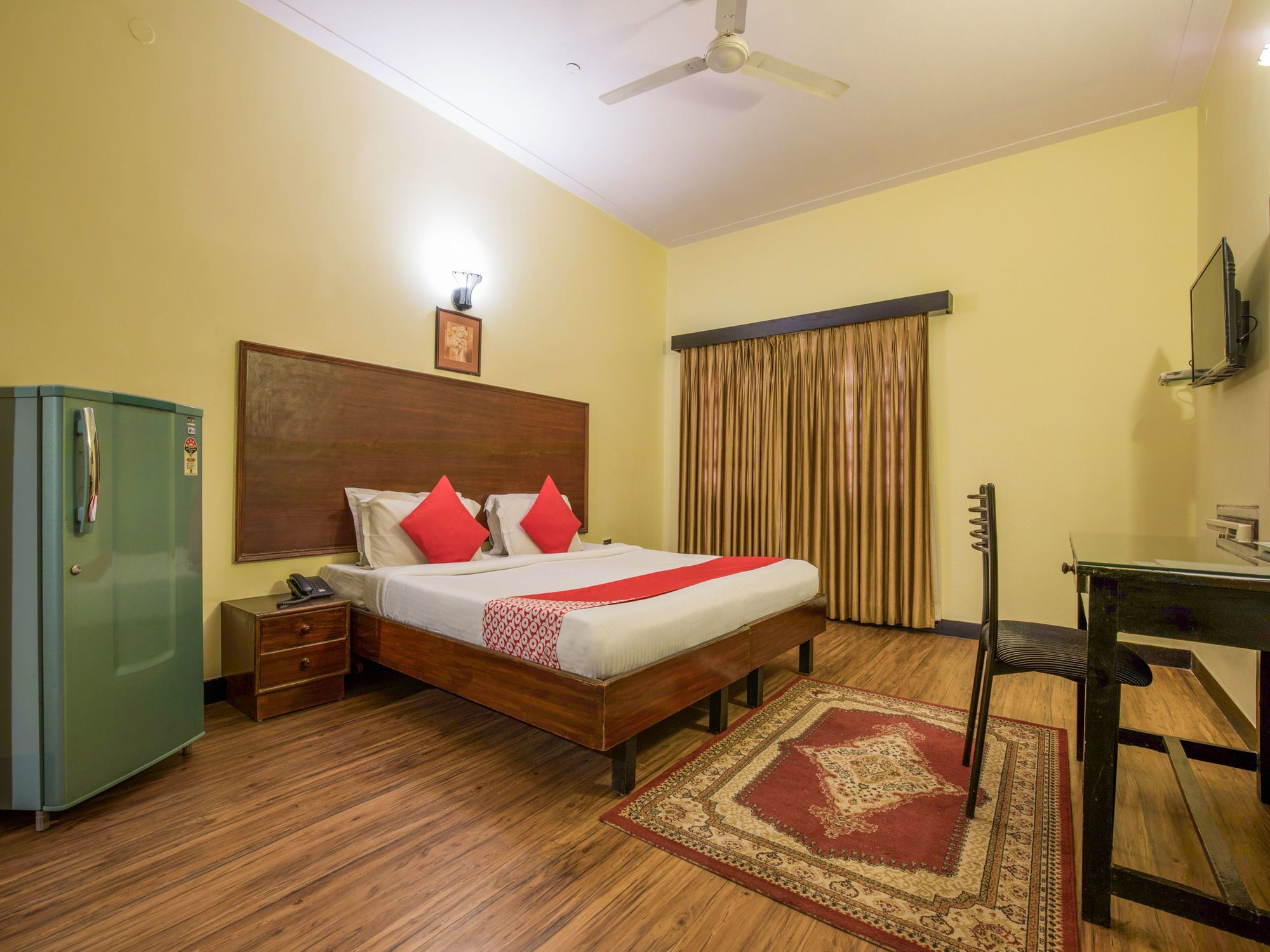 Oyo 840 Near Gvk Mall Hotel