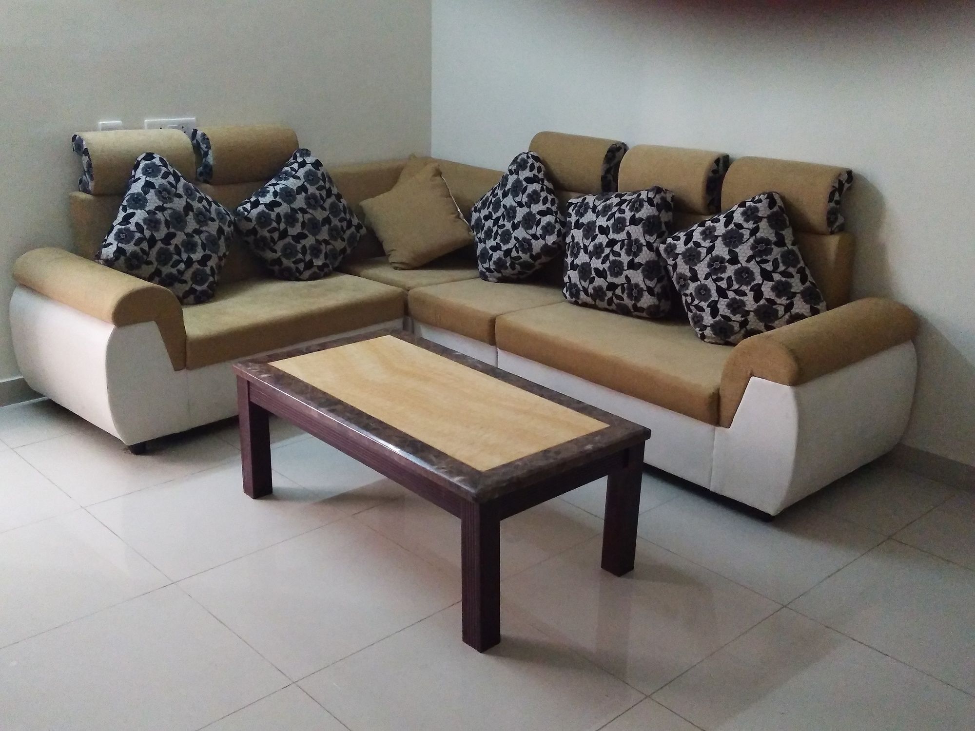 Hotel Fresh Living Prime Hitech
