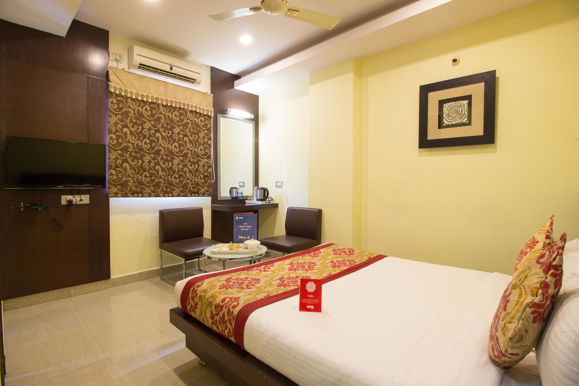 Hotel Oyo 1421 Nirmal Excellency 3*