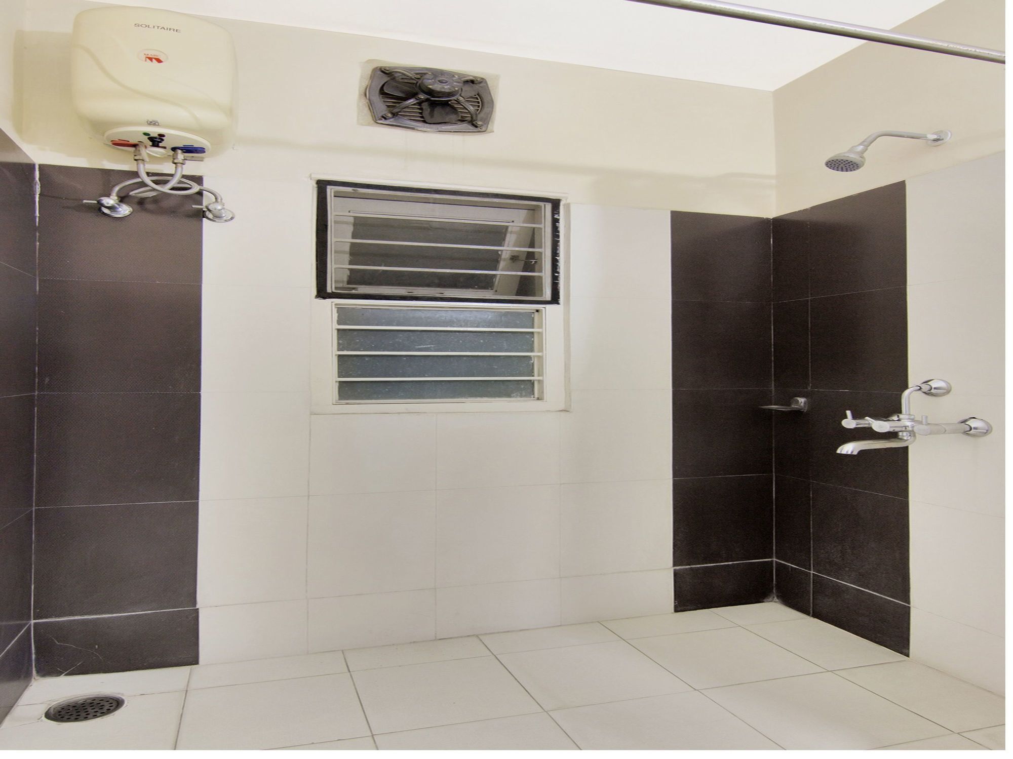 Hotel Oyo 45 Silverkey Gachibowli Hyderabad