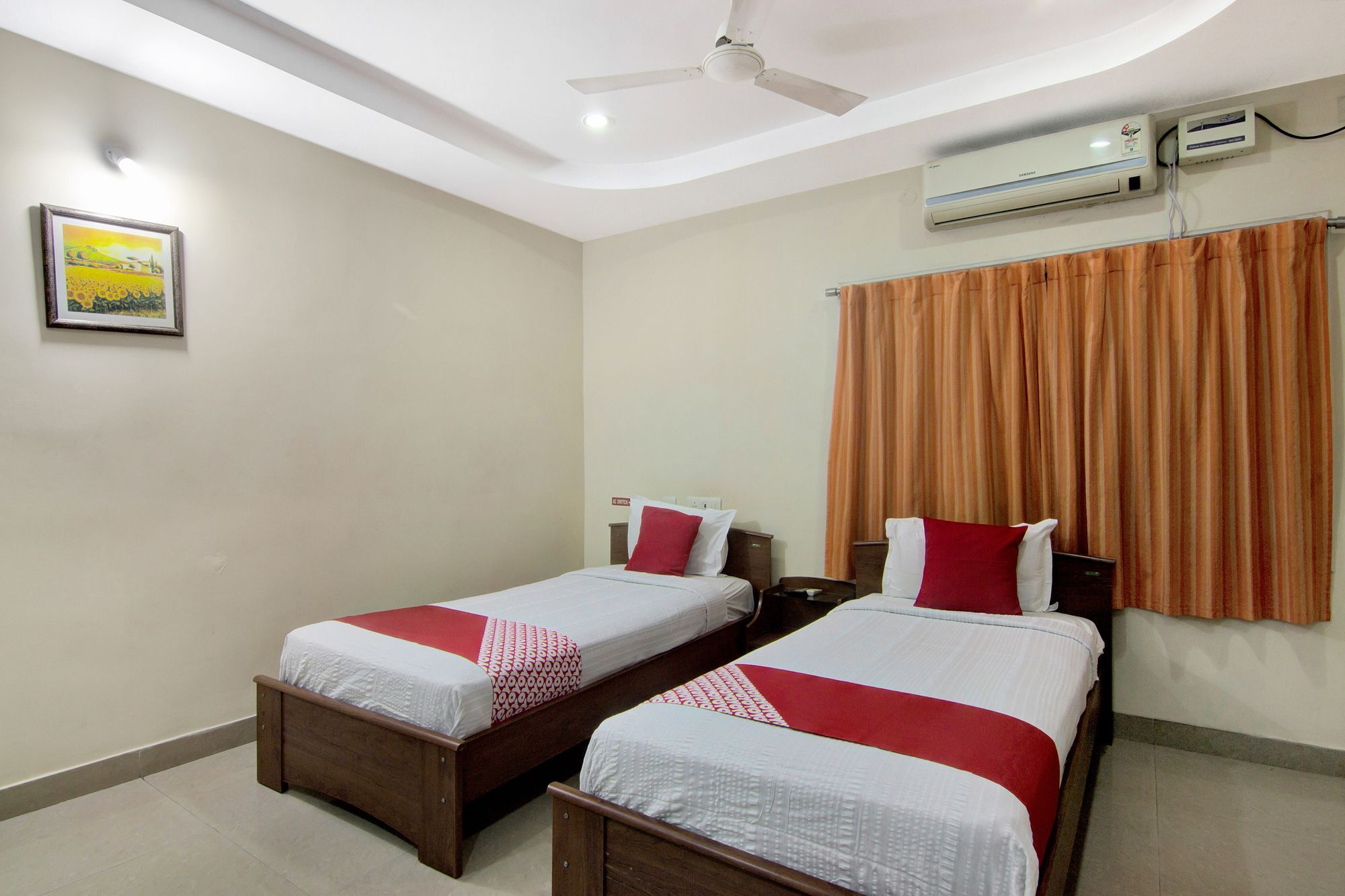 Oyo 45 Silverkey Gachibowli Hotel 3*