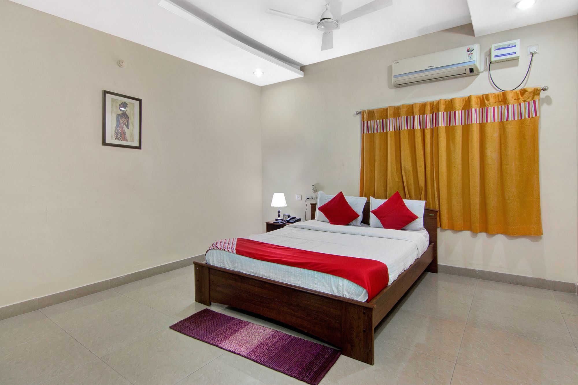 Oyo 45 Silverkey Gachibowli
