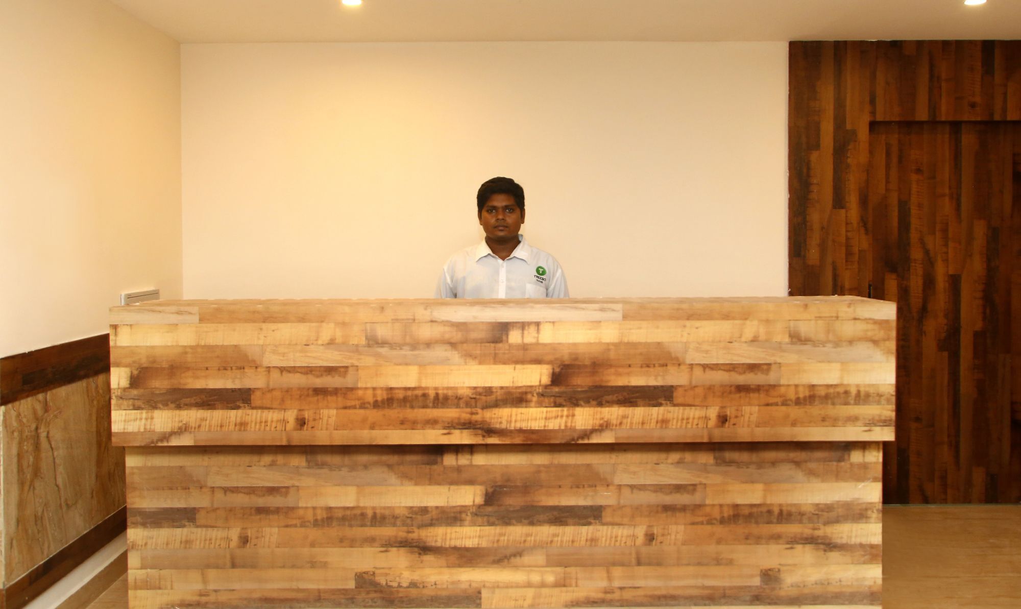 Treebo Surabhi Luxury Hotel 3*