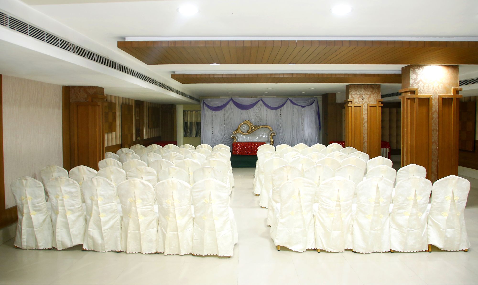 Treebo Surabhi Luxury