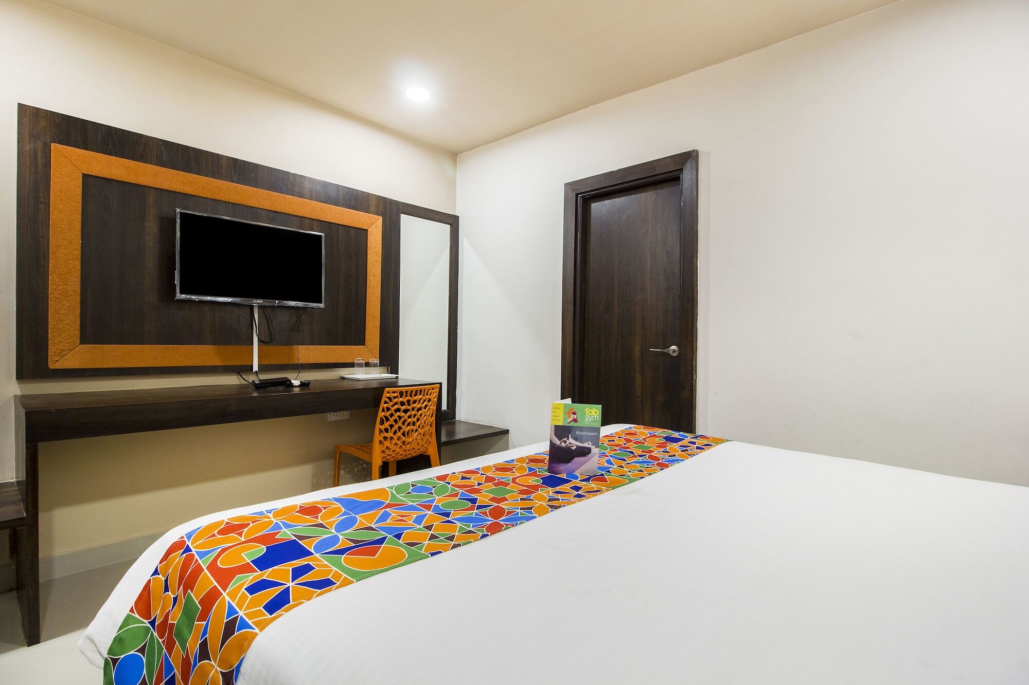 Fabhotel Park Heights 3*