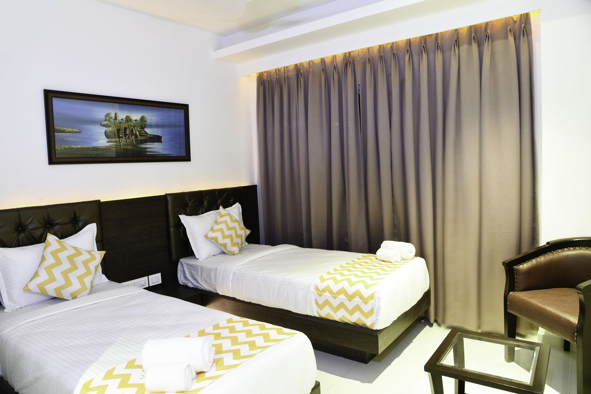 Fabhotel Prowell Caprock Hitech Hotel 3*