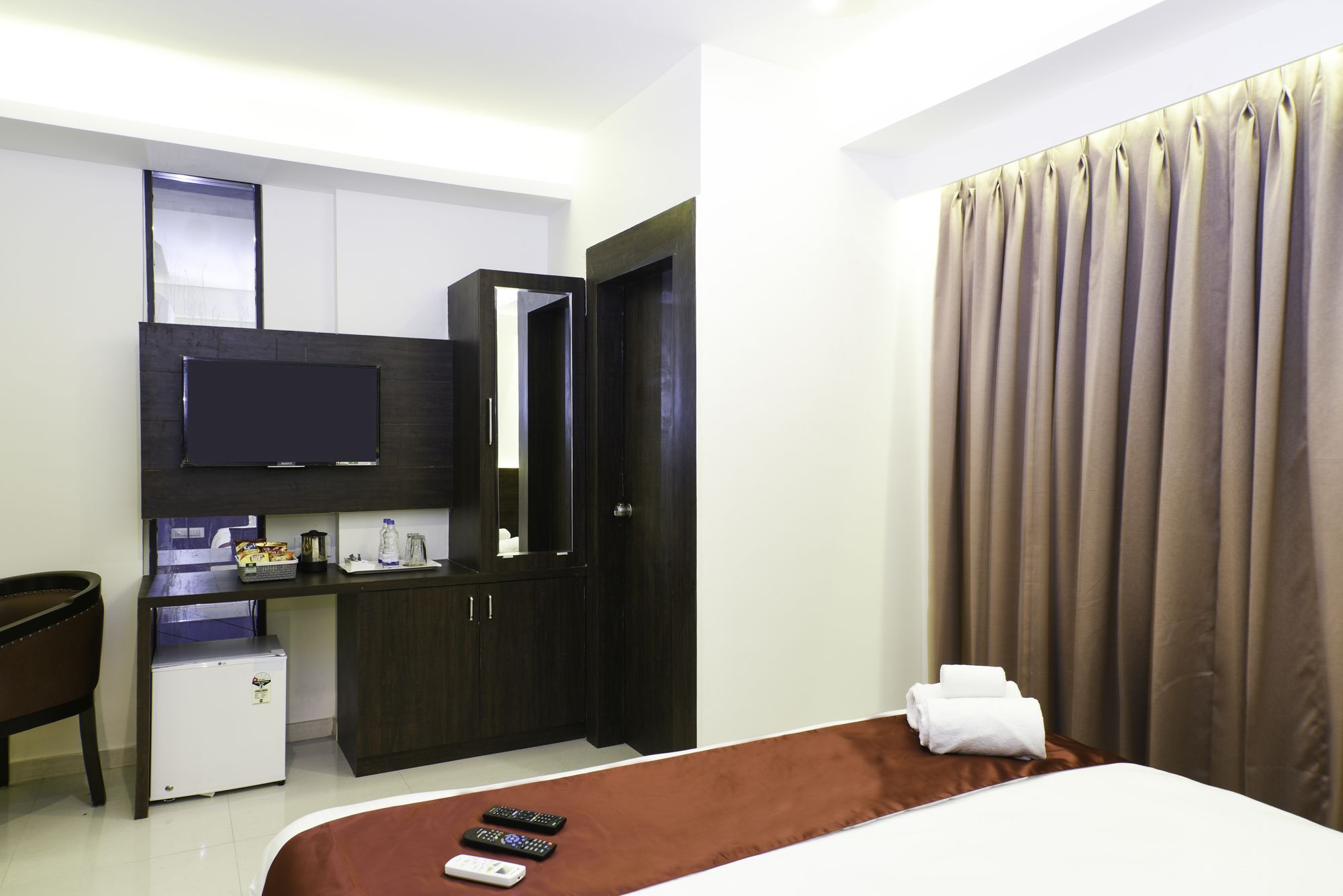 Fabhotel Prowell Caprock Hitech Hyderabad