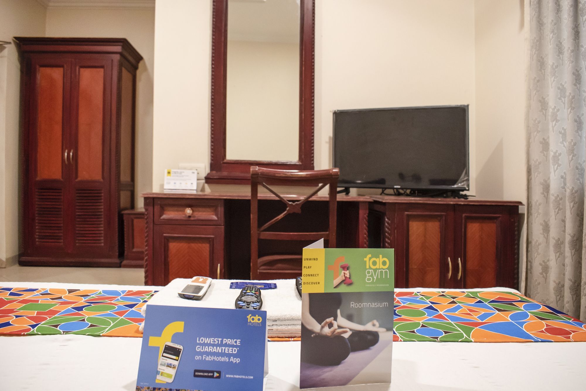 Hotel Fabhotel Raj International Hyderabad