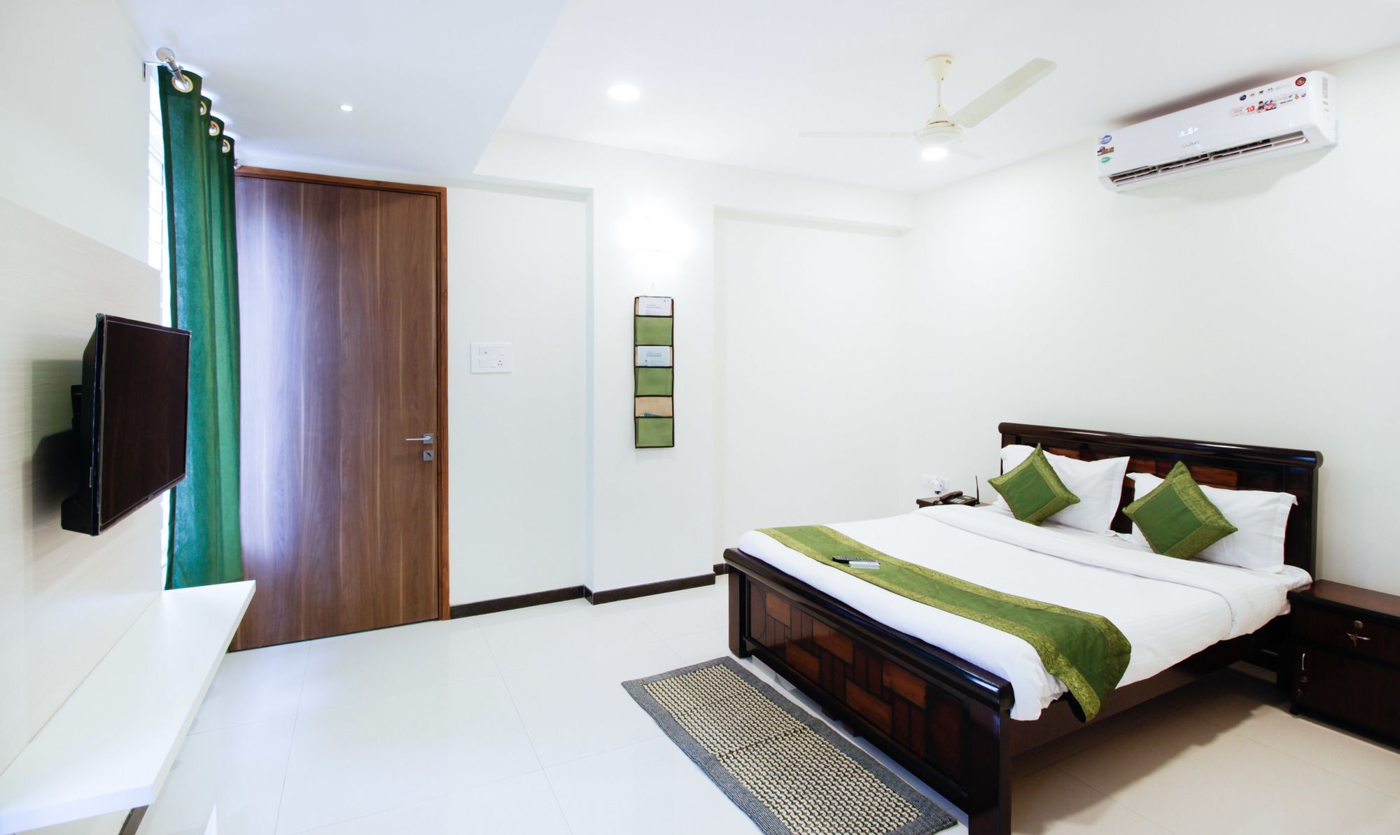 Treebo Abode Platina 3* Hyderabad
