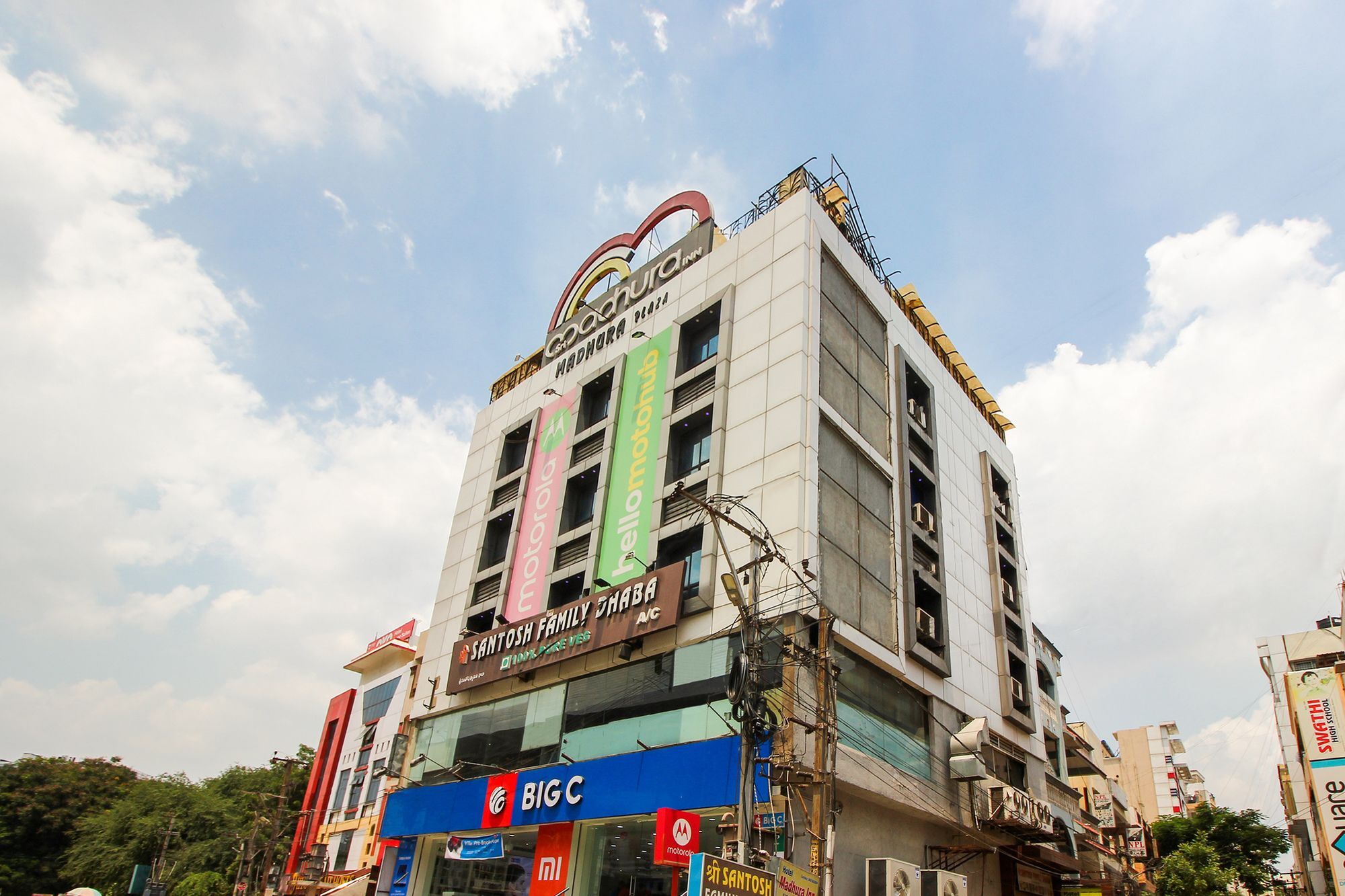 Oyo 382 Madhura Hotel Hyderabad