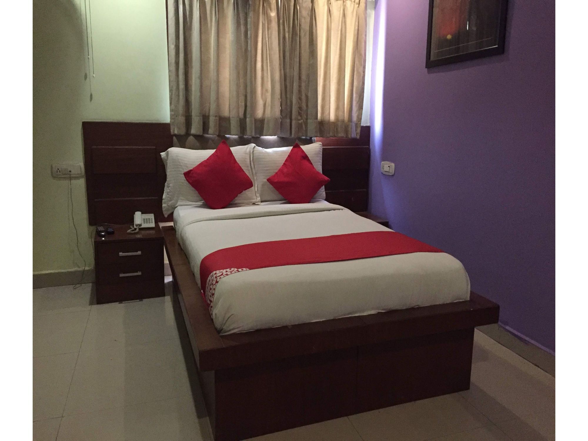 Oyo 382 Madhura 3* Hyderabad