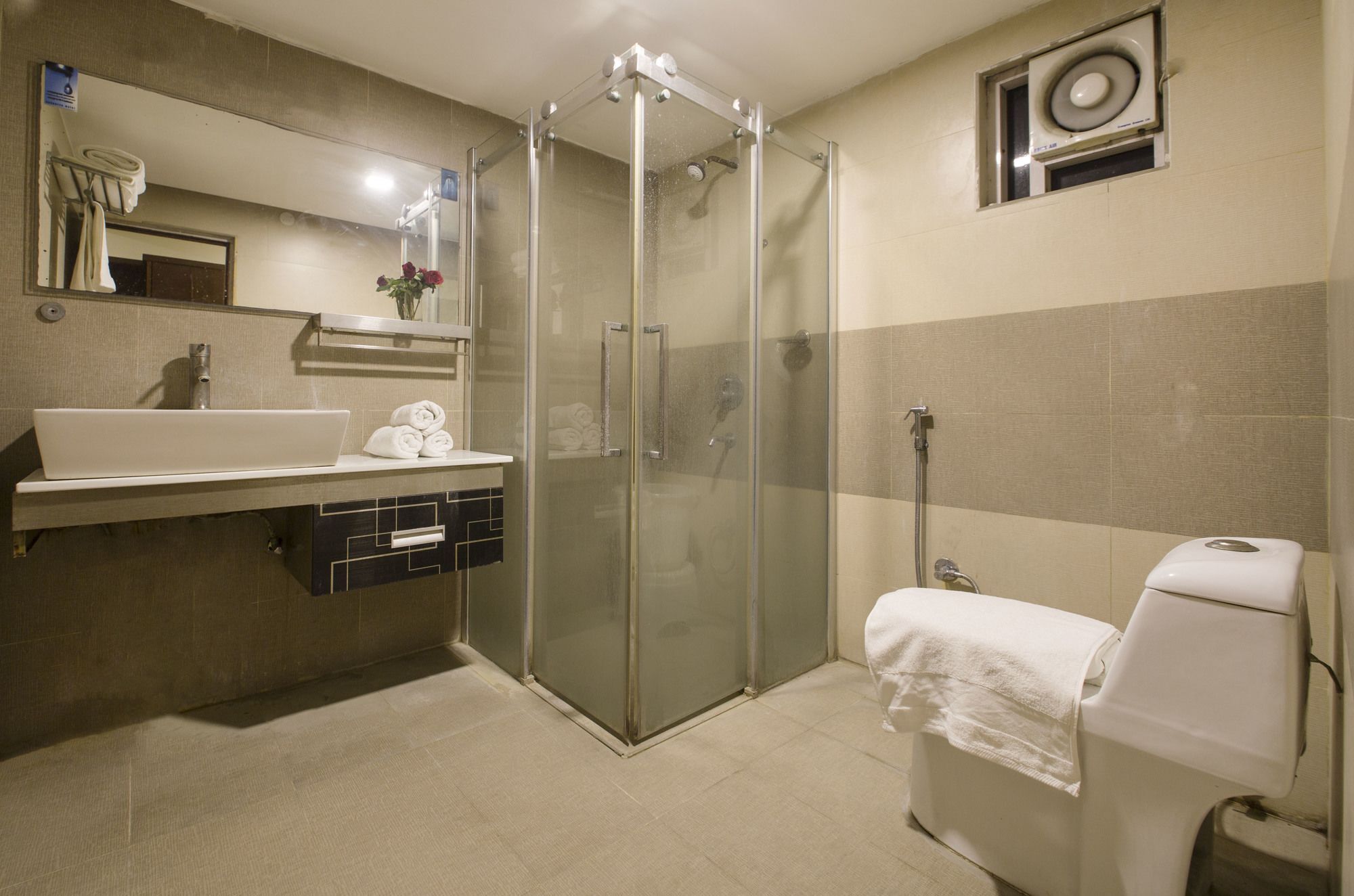Rainbow Park Kondapur Hitech Hotel 3*