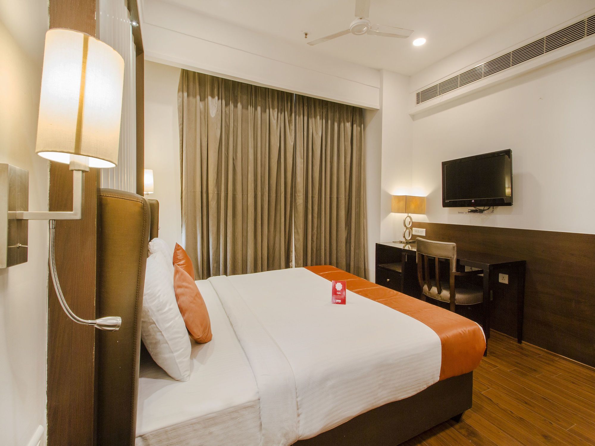 Oyo 9960 Kubeera Palace Hyderabad