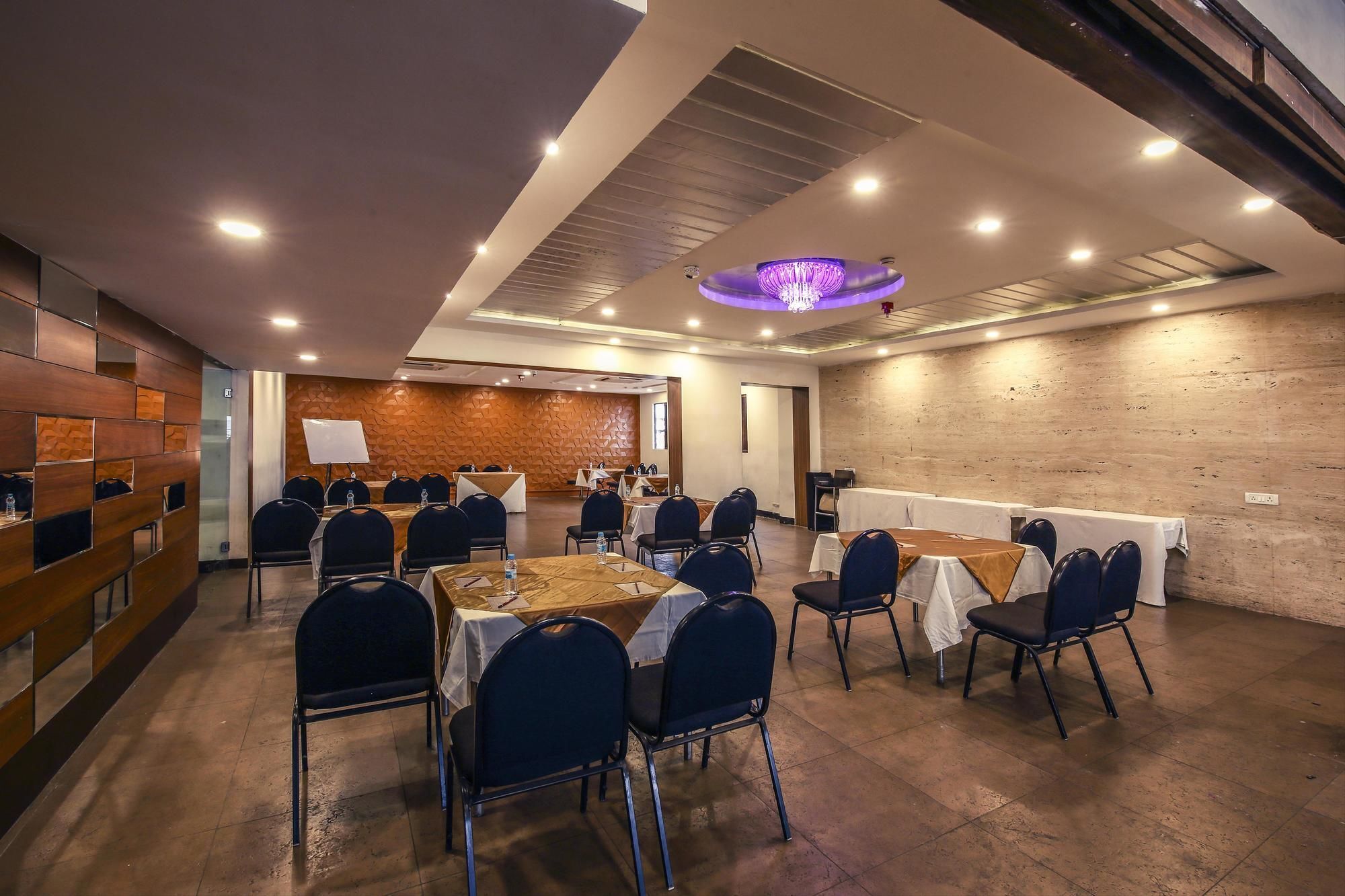 Ebony Boutique Hotel Hyderabad