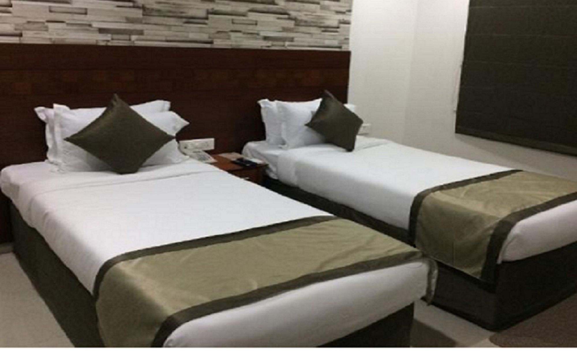 Jupiter One Continent Hitech Hotel 3*