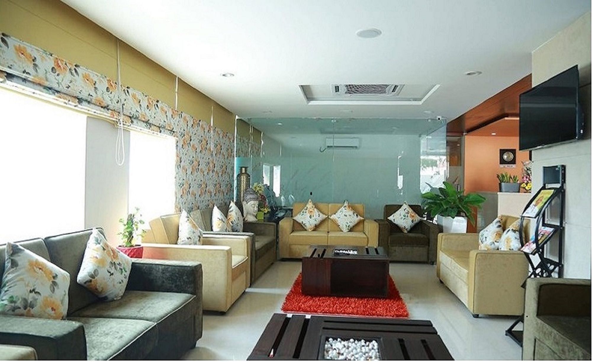 Jupiter One Continent Hitech Hotel
