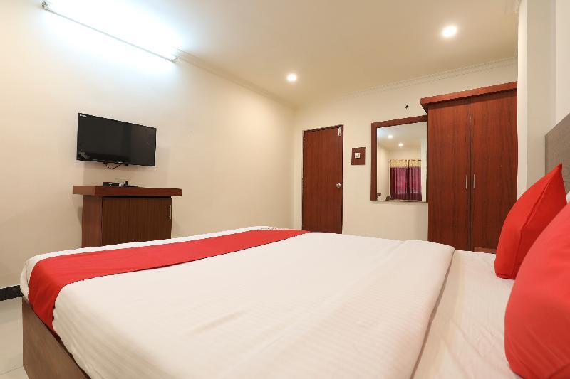 Oyo 14726 Inaya Hotel 2*