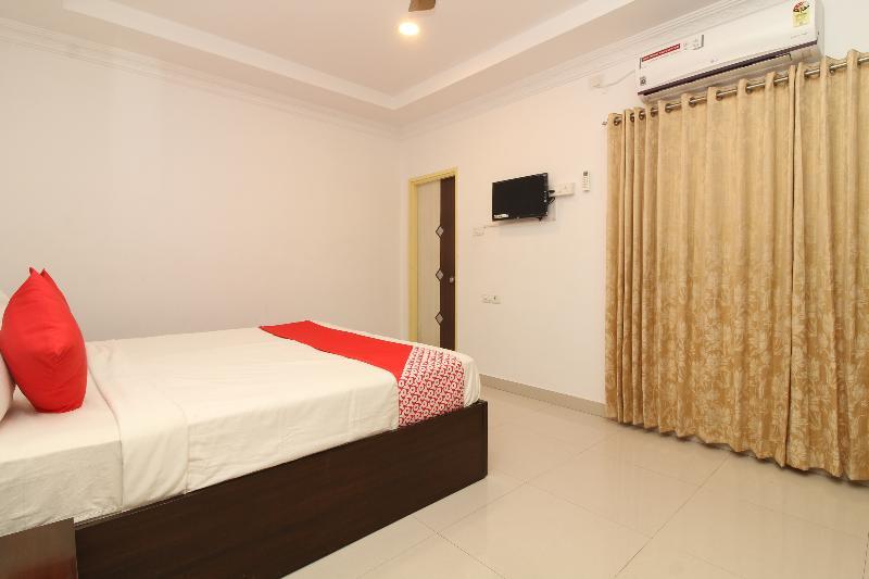 Oyo 37499 Saba Service 2* Hyderabad