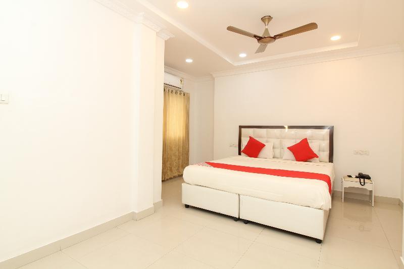 Oyo 37499 Saba Service Hotel 2*