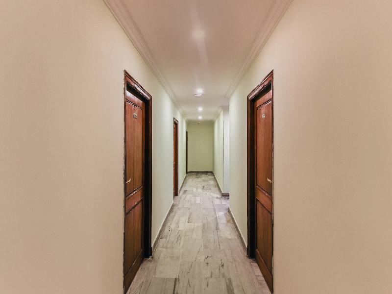 Oyo Flagship 23191 Raj Madan Ameerpet Hotel Hyderabad