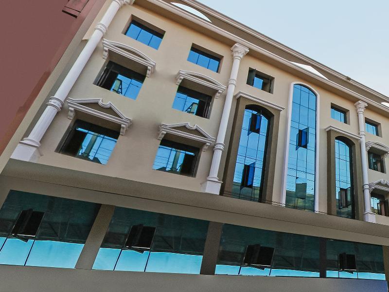 Oyo Flagship 23191 Raj Madan Ameerpet