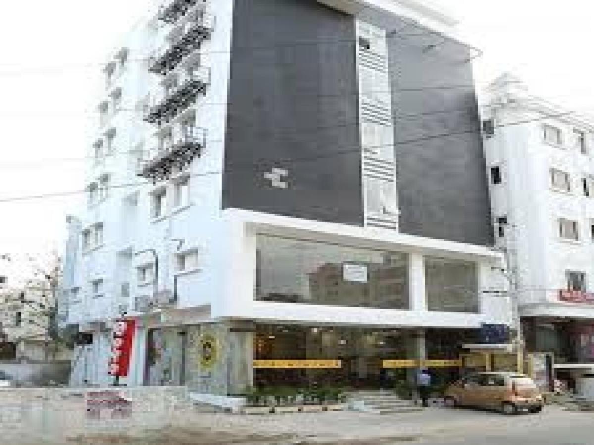 La Riviera Hotel 3*