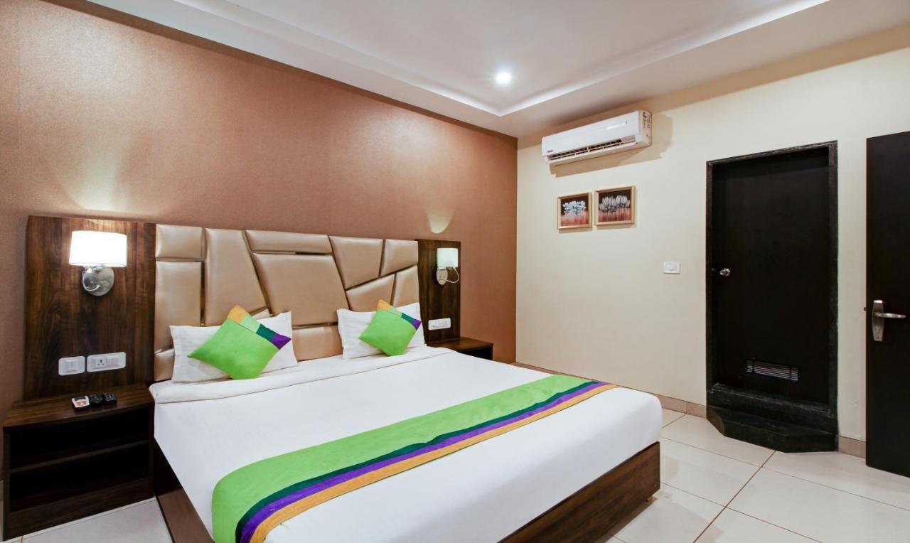 Hotel Treebo Trend Sindhura Grand Hyderabad