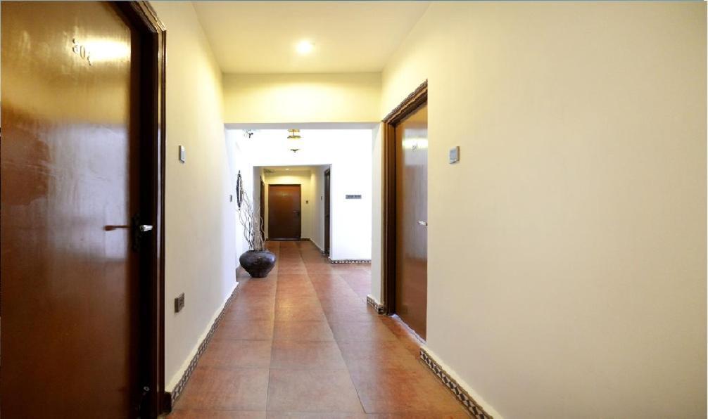 Hotel Transit