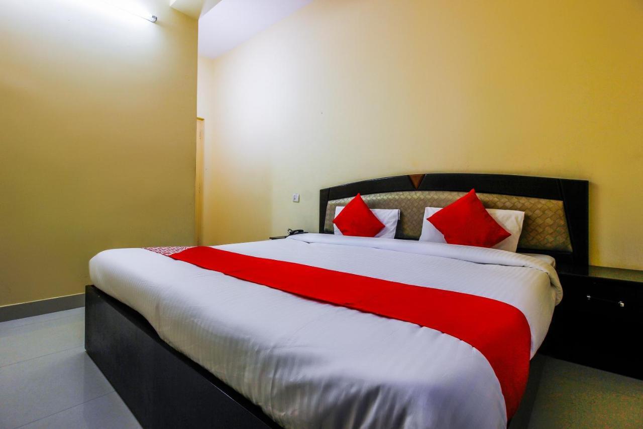 Hotel Oyo 65476 Durga Homes 3*