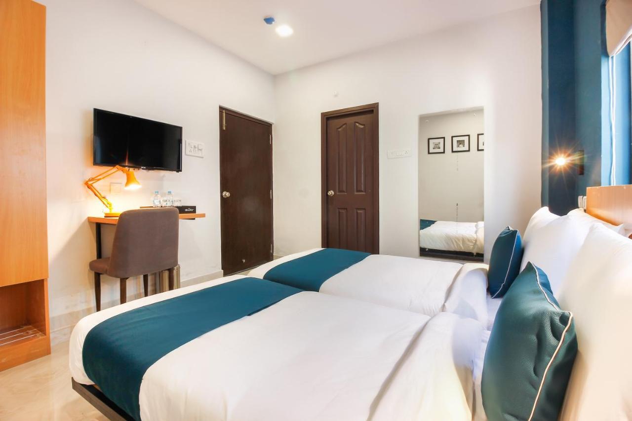 Hotel Oyo Silverkey 62075 Sanath Nagar 3*