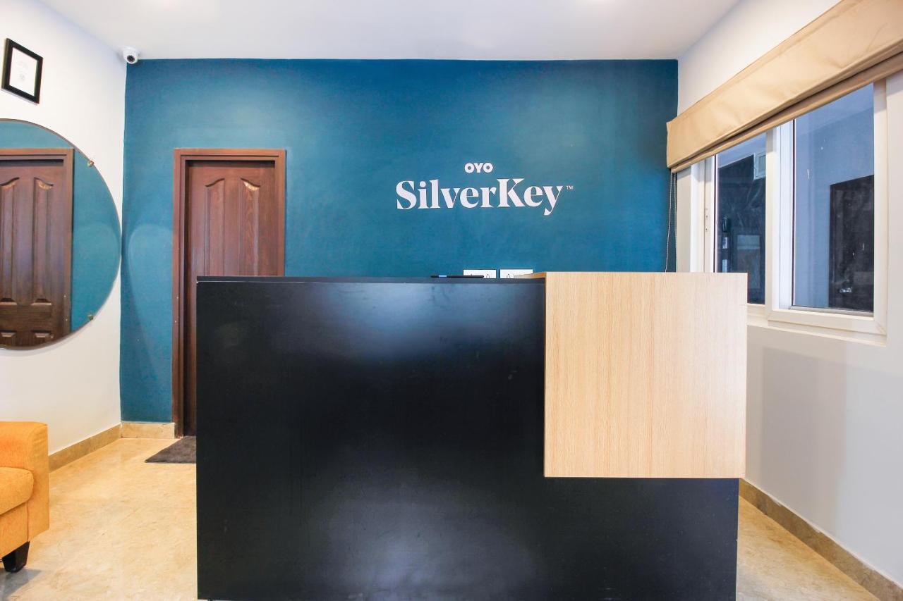 Oyo Silverkey 62075 Sanath Nagar