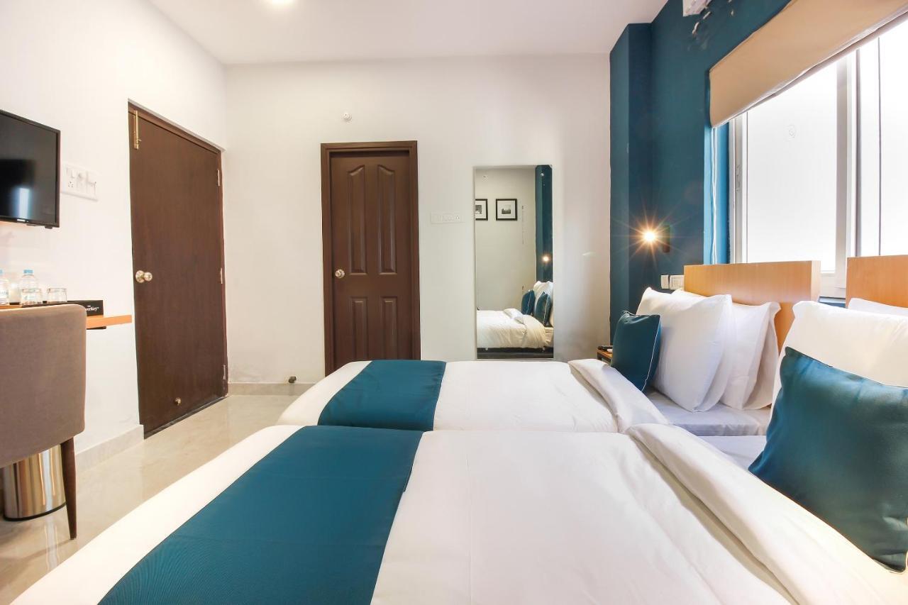 Hotel Oyo Silverkey 62075 Sanath Nagar