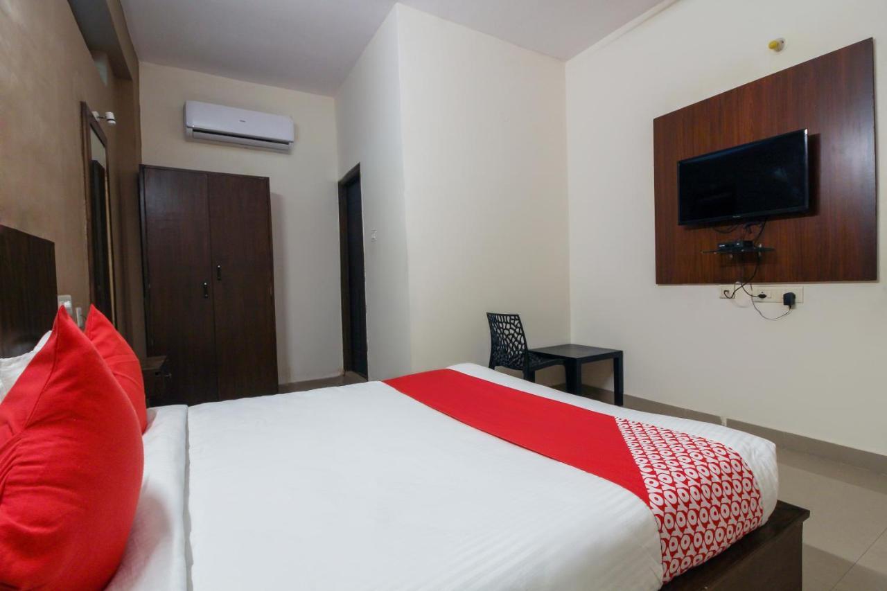 Hotel Spot On Gopi Mini Near Erragadda Metro Station