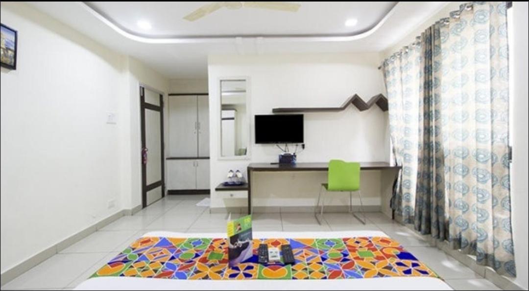 Siri Guest house