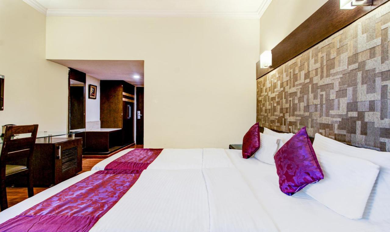 Hotel Treebo Trend Wood Bridge Hyderabad
