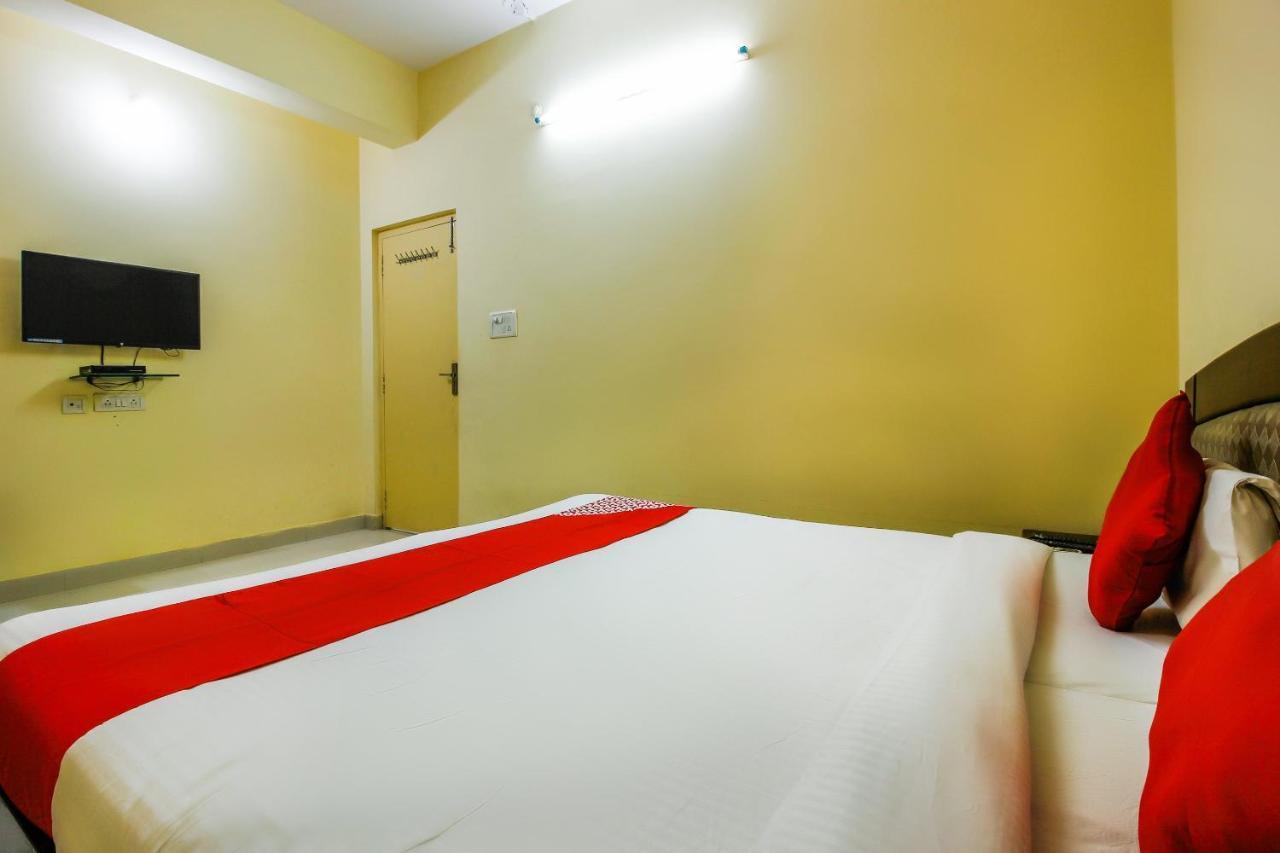 Hotel Oyo 65476 Durga Homes 3*