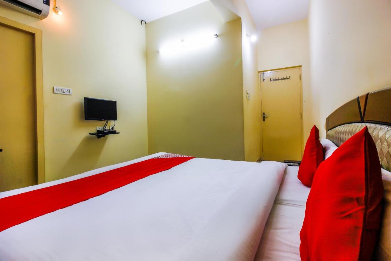Hotel Oyo 65476 Durga Homes 3*