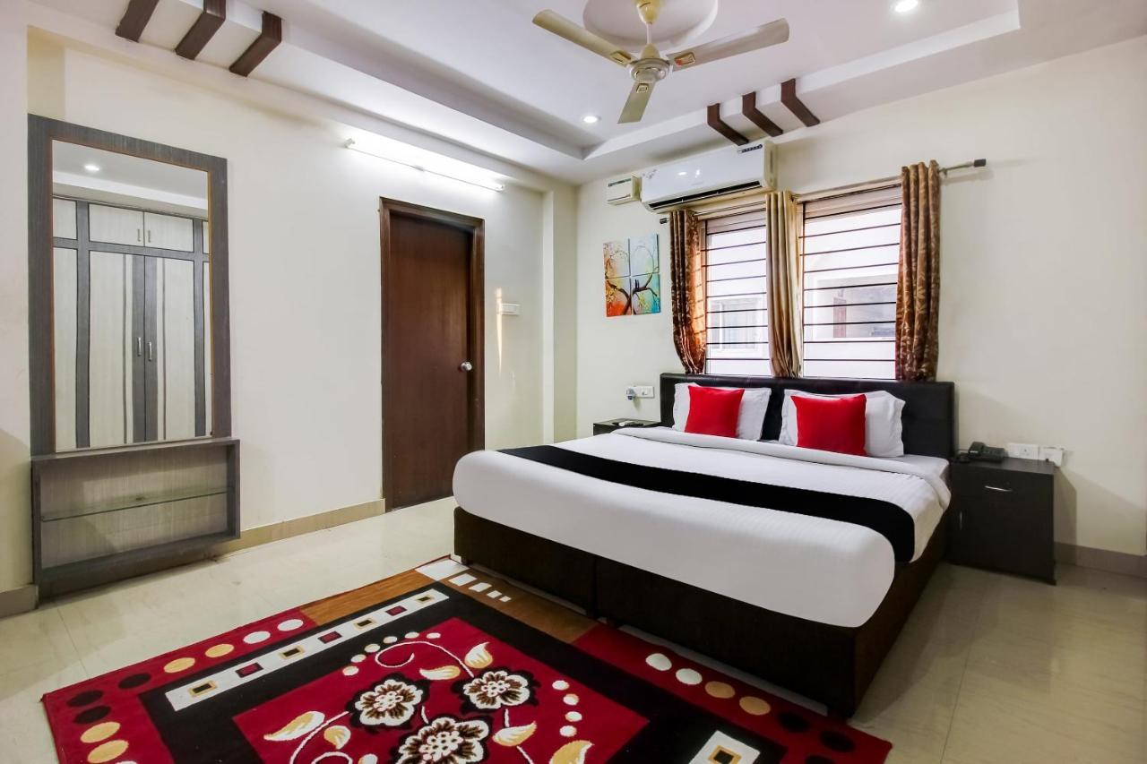 Collection O O 61839 Scrummys Kondapur Hotel
