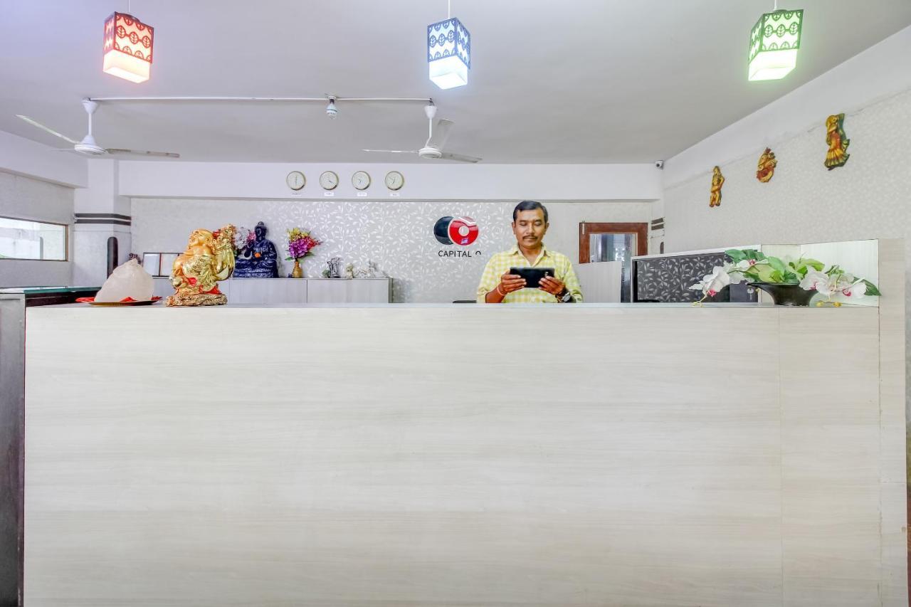 Collection O O 61839 Scrummys Kondapur Hotel Hyderabad