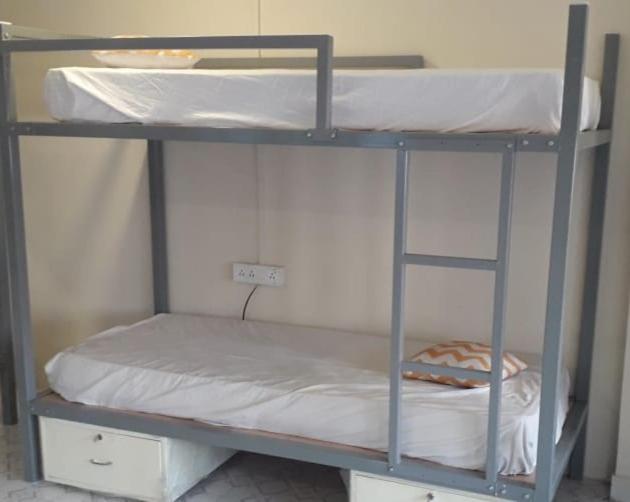 Hostel Siri *