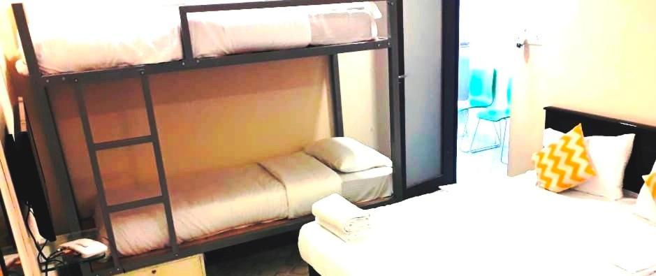 Siri Hostel