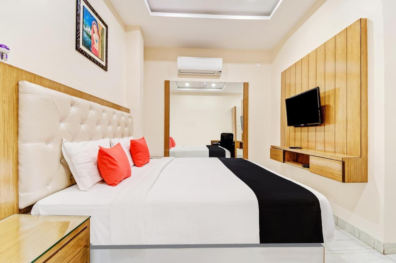 Siliconville Hotel 3*