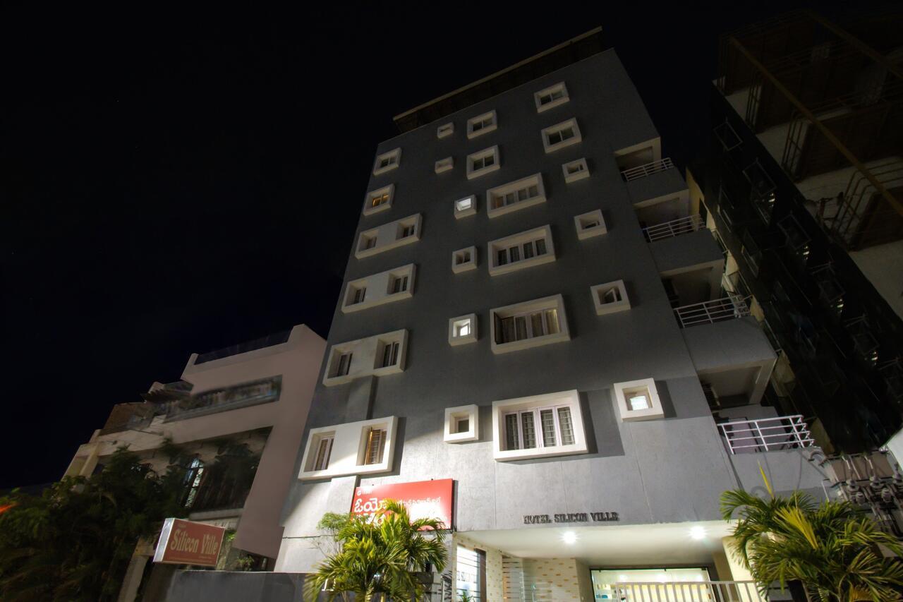 Siliconville Hotel