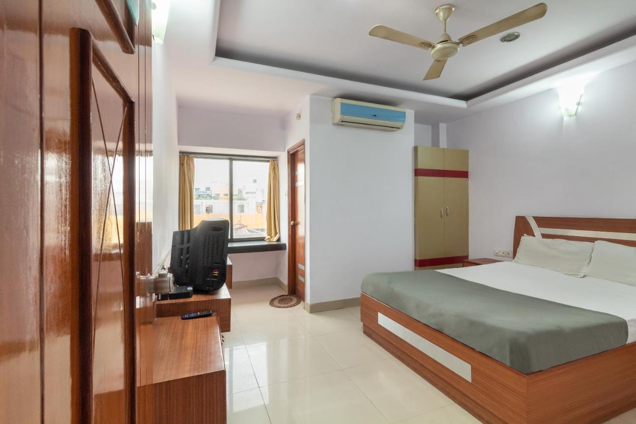 Hotel Oyo My Choice Near Charminar 3*